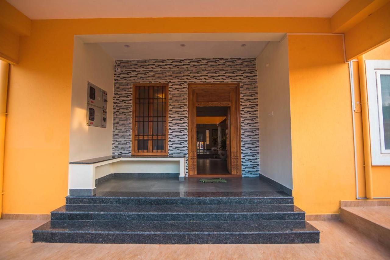Saffron Vilva Hotel Pondicherry Exterior photo