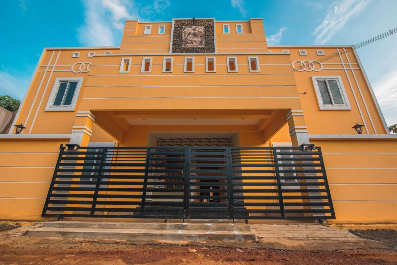 Saffron Vilva Hotel Pondicherry Exterior photo