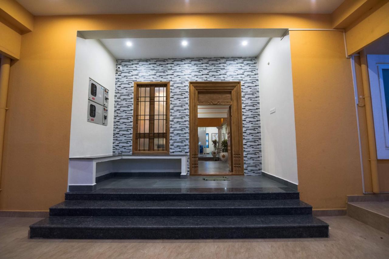Saffron Vilva Hotel Pondicherry Exterior photo