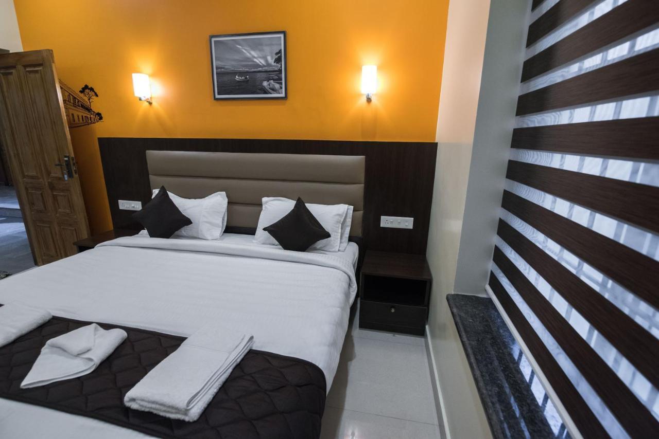 Saffron Vilva Hotel Pondicherry Exterior photo